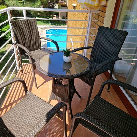 Siofoki Beach Apartman Exterior photo