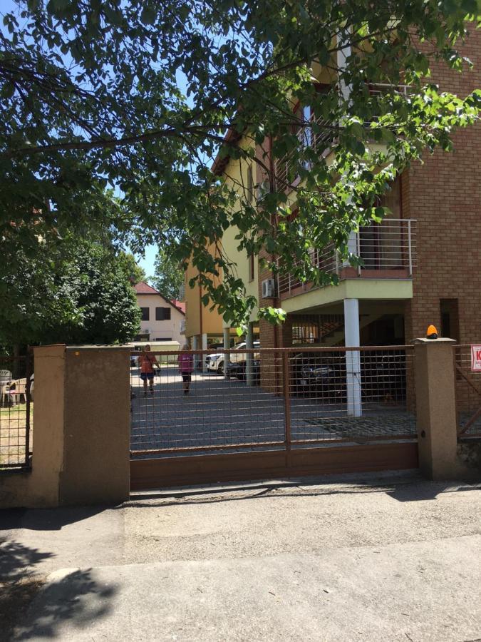 Siofoki Beach Apartman Exterior photo