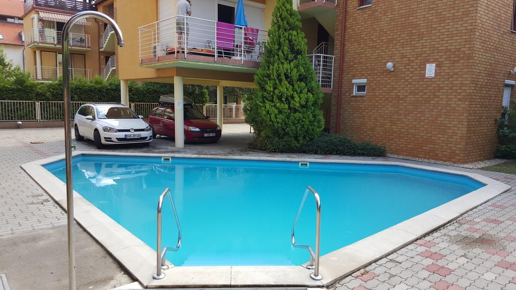 Siofoki Beach Apartman Exterior photo