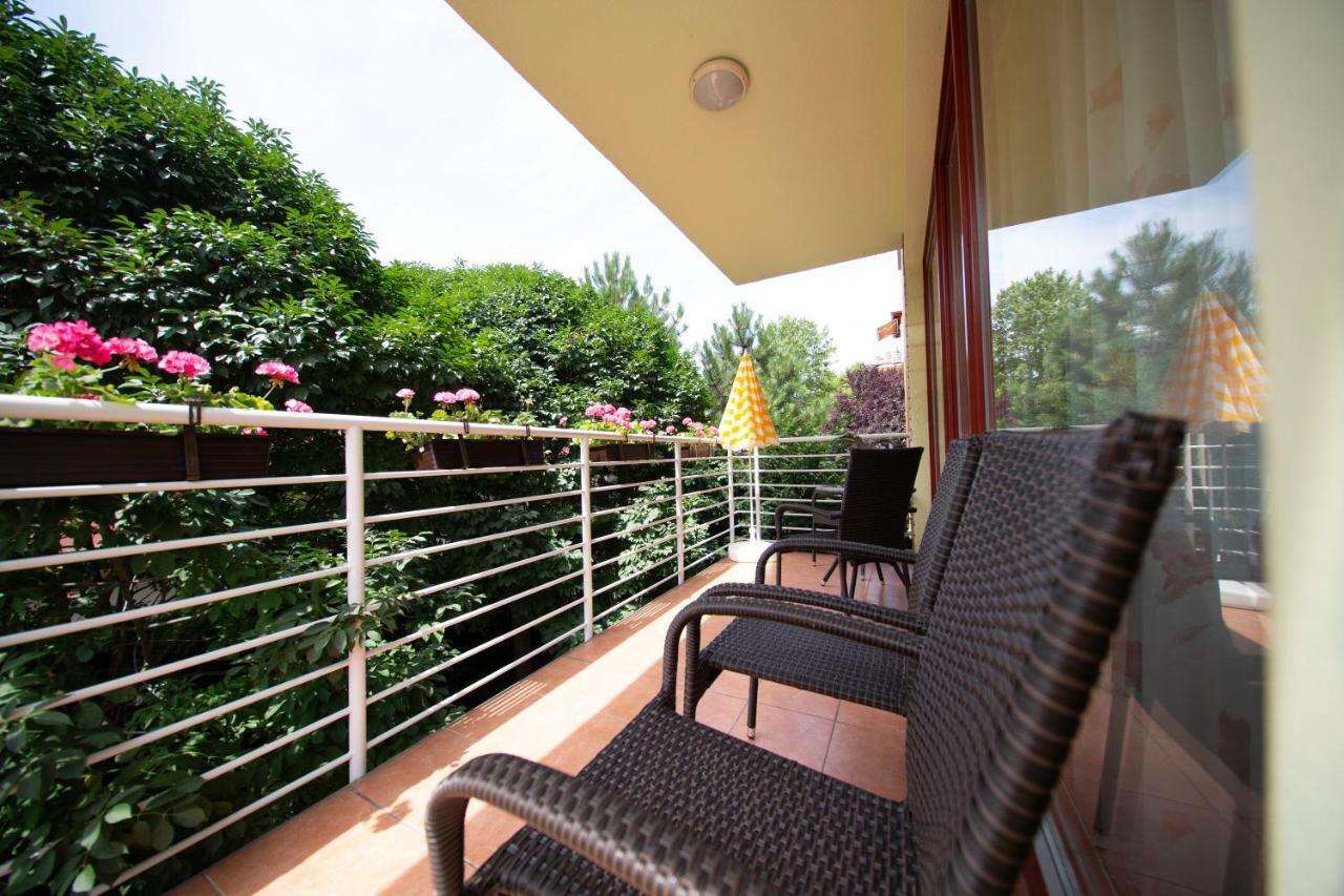 Siofoki Beach Apartman Exterior photo