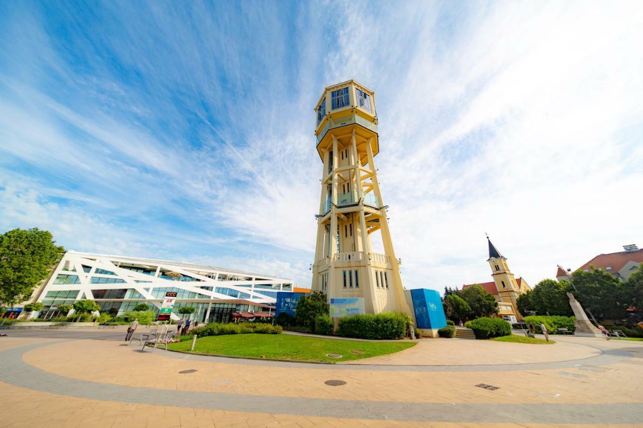 Siofoki Beach Apartman Exterior photo